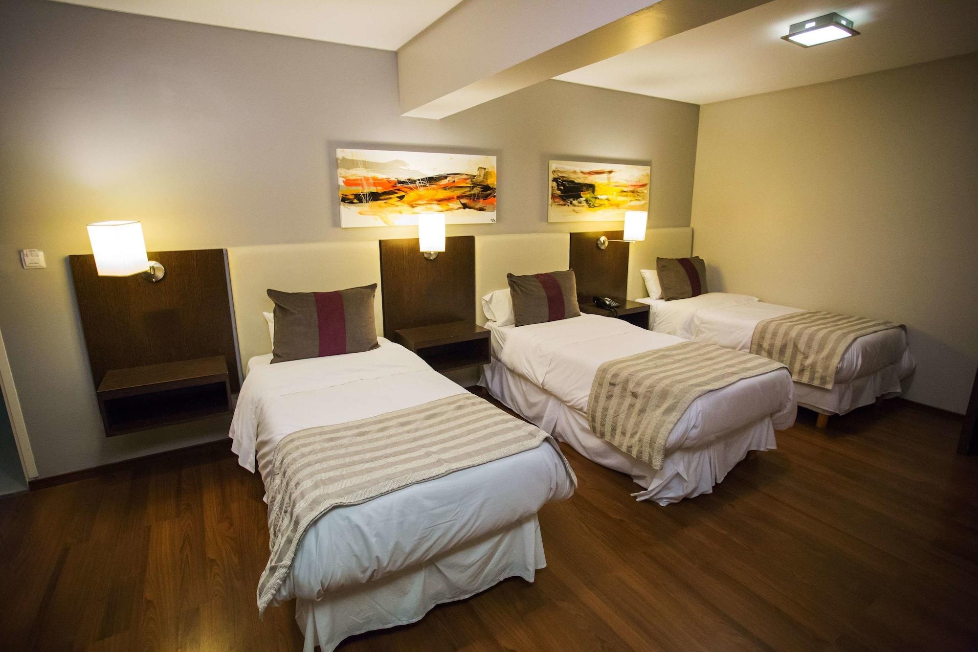 Hotel Bicentenario Suites & Spa Сан-Мигель-де-Тукуман Экстерьер фото