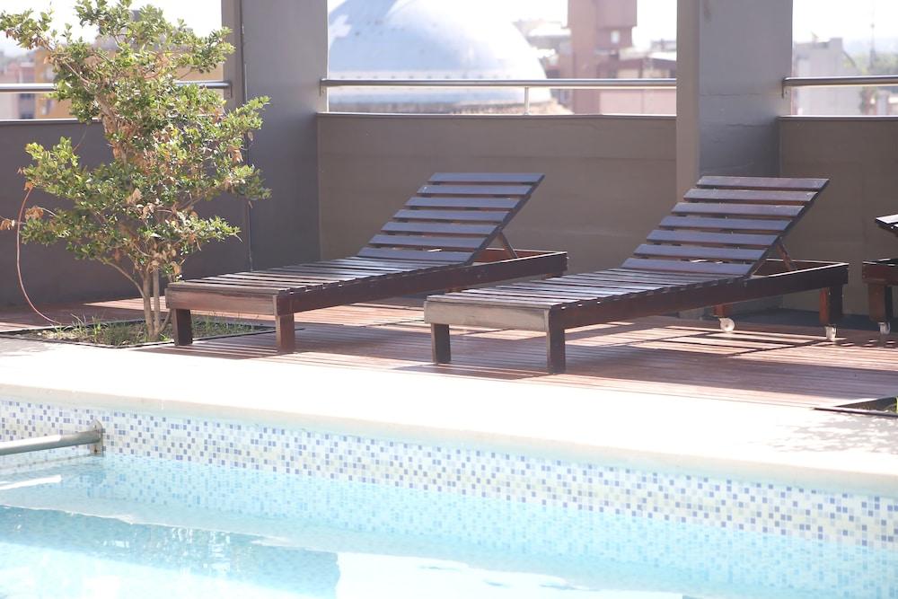 Hotel Bicentenario Suites & Spa Сан-Мигель-де-Тукуман Экстерьер фото
